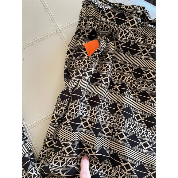 KAVU Tiba Black Beige Geo-Print Pants size Medium - Picture 3 of 10